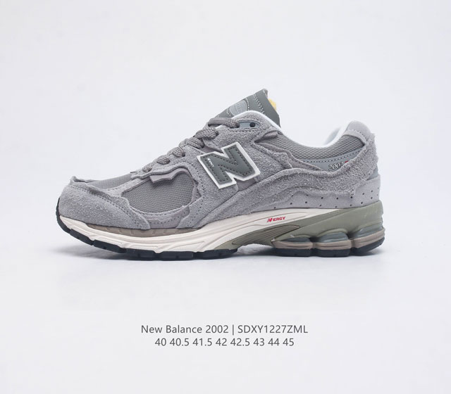 纯原六层 新百伦 New Balance 2002R 跑鞋 男士运动鞋厚底老爹鞋 沿袭了面世之初的经典科技 以 Encap 中底配以升级版 N-Ergy 缓震物