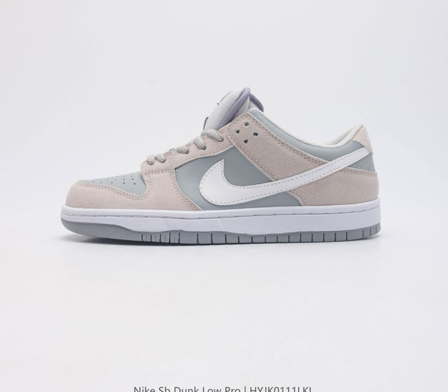 耐克 Nike Sb Dunk Low Pro 男 女滑板鞋 经典复古运动鞋 采用天然皮革 经久耐穿 塑就如元年款 Dunk 般的复古质感 鞋头透气孔 搭配鞋口