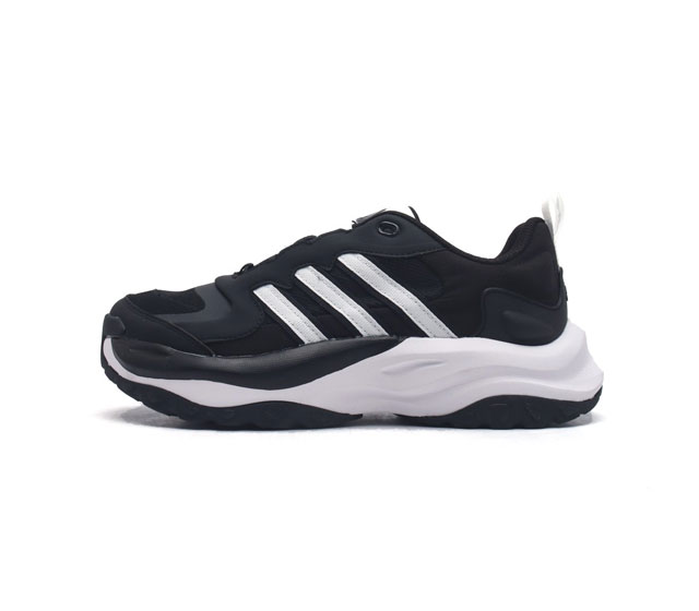 Adidas 阿迪达斯 增高又显瘦 阿迪 新老爹鞋 Adidas Maxxwavy 鞋身选择大面积网眼织物 热熔压胶以及皮革材质组成 既保证透气性 又使其具有较