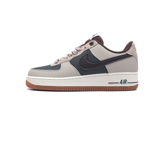 耐克 Nike Air Force 1 07 空军一号af1 低帮百搭厚底增高休闲运动板鞋 柔软 弹性十足的缓震性能和出色的中底设计 横跨复古与现代的外型结合