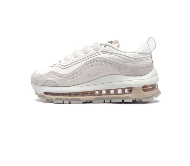 Nike 耐克 Nike Air Max 97 Futura 气垫缓震跑步鞋 厚底增高百搭运动鞋 以织物材料以及麂皮材质搭配而成 鞋侧的走线部分做了一个解构的处