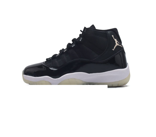 全二层皮 耐克乔丹11代 Nike Air Jordan 11 Retro 复刻男女运动鞋 Aj11代经典设计 深受球员与球迷喜爱 Jordan 乔丹 采用漆皮