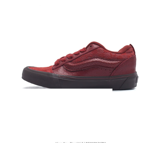 万斯 Vans Knu-Skool Vr3 Lx 面包鞋 坎普尔 茱利安系列低帮复古硫化休闲运动板鞋 肥胖版大logo 要说整个 年最为热门的鞋型之一 面包鞋