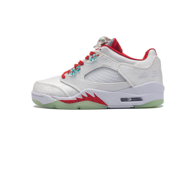 耐克 Nike Air Jordan 5 Retro 低帮 乔丹之子 Aj5 乔丹5代 Aj5 乔5 乔丹5 低邦 乔丹篮球运动鞋 低帮复古休闲文化篮球鞋 后跟