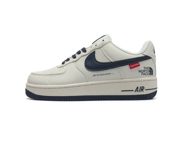 耐克 Nike Air Force 1 '07 Low 空军一号 Af1 Af1代 低帮百搭厚底增高休闲运动板鞋 柔软 弹性十足的缓震性能和出色的中底设计 横跨