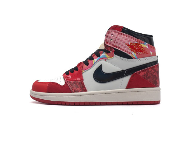 耐克 男女鞋 Nike Air Jordan 1 Retro High Og 乔丹一代aj1 乔1 Aj1 篮球鞋复刻运动鞋 皮面高帮板鞋的设计灵感源自运动夹克