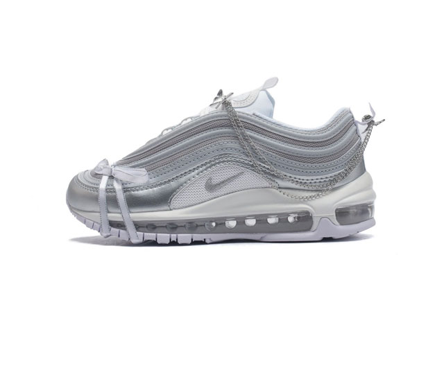 公司级 耐克nike休闲鞋 经典 气垫 Air Max 97 子弹气垫低帮运动鞋 Air Max '97 运动跑鞋以流线型鞋身和卓越科技为热爱运动的你造就全方位