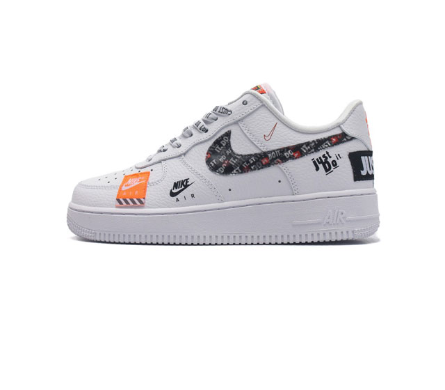 耐克 Nike Air Force 1 '07 Low 空军一号含气垫 低帮百搭厚底增高休闲运动板鞋 柔软 弹性十足的缓震性能和出色的中底设计 横跨复古与现代的