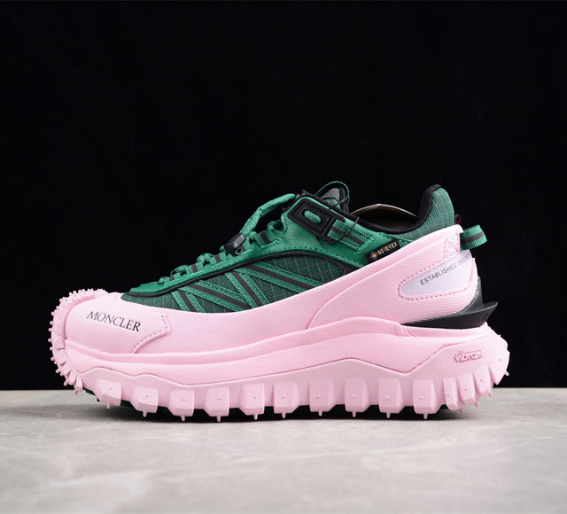 Moncler 盟可睐 蒙口 Trailgrip Gtx 抗撕裂材质 山地户外鞋 鞋身采用cordura防撕裂尼龙 Gore-Tex防水材质 中底内置全掌碳板