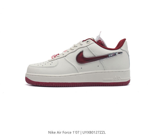 耐克 Nike Air Force 1 '07 Low 空军一号 Af1 Af1代 低帮百搭厚底增高休闲运动板鞋 柔软 弹性十足的缓震性能和出色的中底设计 横跨