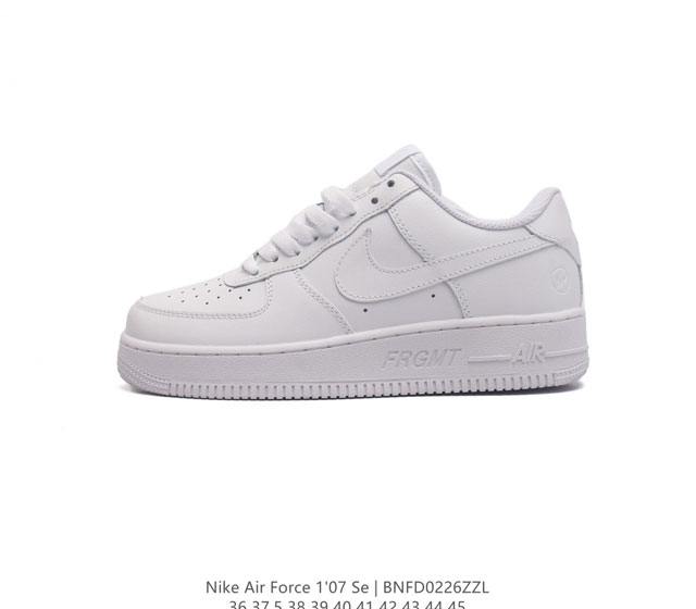 耐克 Nike Air Force 1 07 空军一号低帮百搭休闲运动板鞋 柔软 弹性十足的缓震性能和出色的中底设计 横跨复古与现代的外型结合 造就出风靡全球三