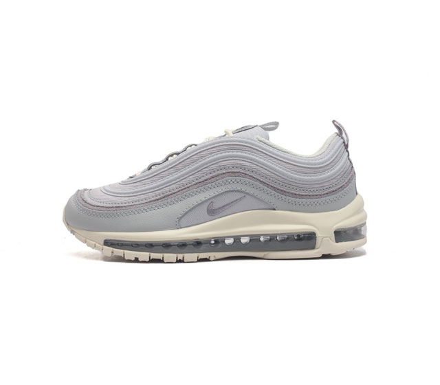 耐克nike休闲鞋 经典 气垫 Air Max 97 子弹气垫低帮运动鞋 Air Max '97 运动跑鞋以流线型鞋身和卓越科技为热爱运动的你造就全方位防护 强