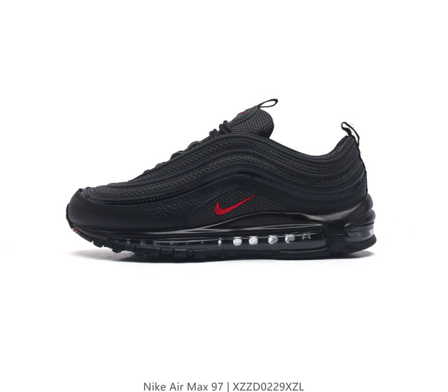 耐克nike休闲鞋 经典 气垫 Air Max 97 子弹气垫低帮运动鞋 Air Max '97 运动跑鞋以流线型鞋身和卓越科技为热爱运动的你造就全方位防护 强