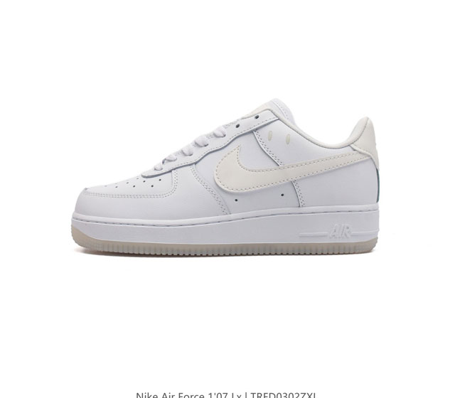 耐克nike Air Force 1 Low 空军一号 Af1 低帮百搭休闲运动板鞋 柔软 弹性十足的缓震性能和出色的中底设计 横跨复古与现代的外型结合 造就出