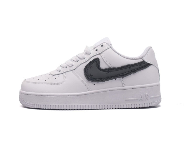 耐克 Nike Air Force 1 07 空军一号af1 低帮百搭厚底增高休闲运动板鞋 柔软 弹性十足的缓震性能和出色的中底设计 横跨复古与现代的外型结合