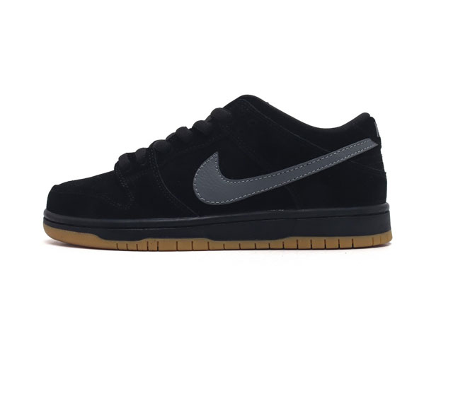 耐克 Nike Sb Dunk Low Pro 男 女滑板鞋 经典复古运动鞋 采用低帮设计 塑就经典 Dunk 风格 鞋垫后跟搭载 Zoom Air 气垫 加衬