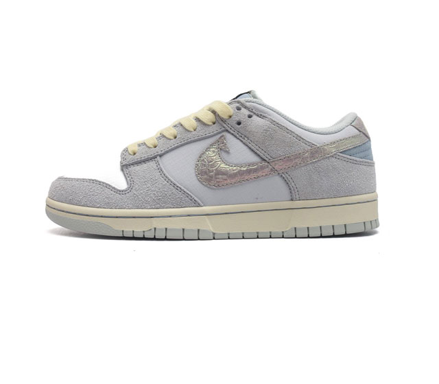 耐克nike Dunk Low 板鞋 Sb系列经典百搭休闲运动板鞋加厚鞋舌的填充 使舒适性大大提升 同时也更方便穿脱中底部分则加入了脚感柔软舒适zoomair气