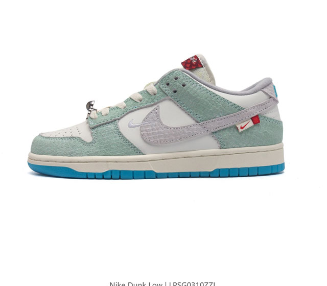 真标 耐克nike Dunk Low 板鞋 Sb系列经典百搭休闲运动板鞋加厚鞋舌的填充 使舒适性大大提升 同时也更方便穿脱中底部分则加入了脚感柔软舒适zooma