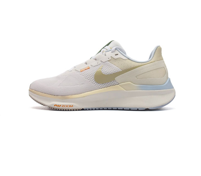 公司级 耐克 Nike Zoom Winflo 25 登月25代 跑鞋透气缓震疾速跑鞋 采用透气网眼鞋面搭配外翻式鞋口 为脚跟区域营造出色舒适度 而在鞋底部分