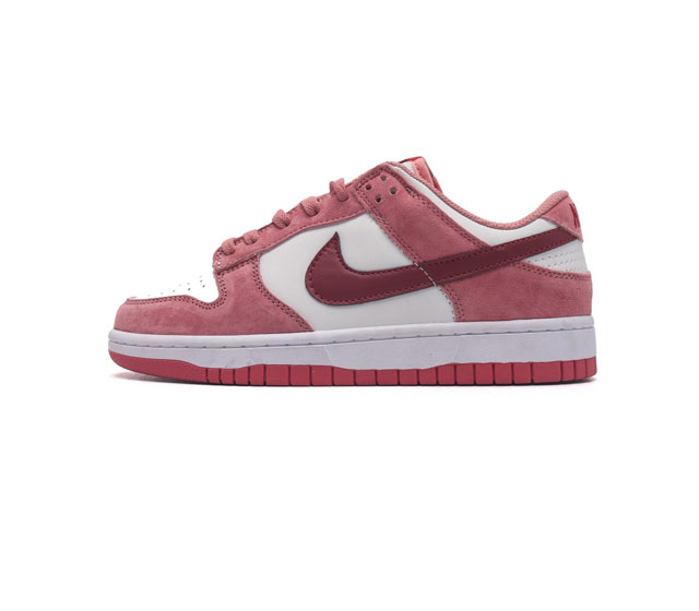 耐克nike Dunk Low 板鞋 Sb系列经典百搭休闲运动板鞋加厚鞋舌的填充 使舒适性大大提升 同时也更方便穿脱中底部分则加入了脚感柔软舒适zoomair气