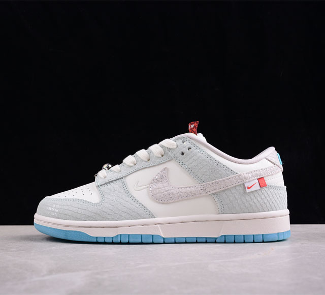 Nk Dunk Low 2024龙年定制款 Sb低帮休闲板鞋 Fz5065-111 尺码 35.5 36 36.5 37.5 38 38.5 39 40 40.