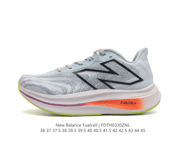 新百伦 New Balance Nb 运动鞋rc Elite系列 马拉松专业竞速碳板跑步鞋 搭载全新升级的全脚掌 Fuelcell科技中底 其优秀的疾速回弹性能