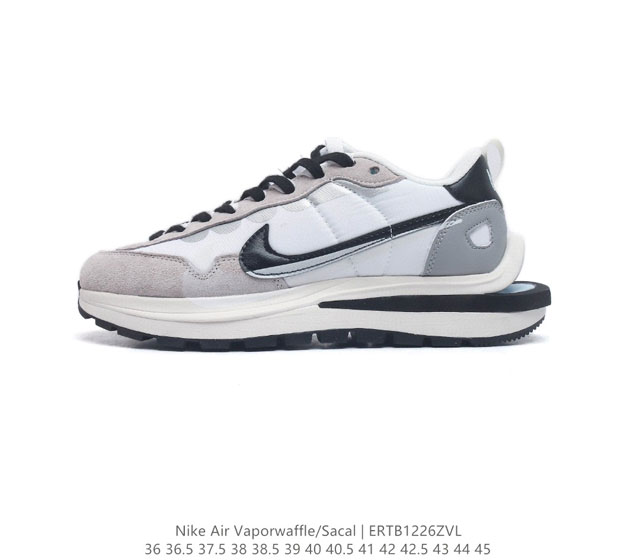 耐克 Sacai X Nike Vaporwaffle 华夫三代3.0 走秀重磅联名款运动鞋 鞋款由pegasus与vaporfly两款鞋型的设计元素共同构建