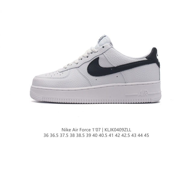 耐克 Nike Air Force 1 '07 Low 空军一号含气垫 低帮百搭厚底增高休闲运动板鞋。柔软、弹性十足的缓震性能和出色的中底设计，横跨复古与现代的