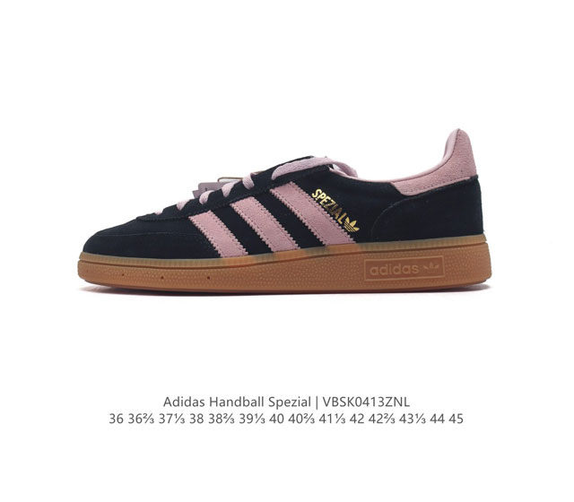 公司级 阿迪达斯 Adidas Handball Spezial 三叶草学院风复古休闲板鞋 德训鞋 橡胶底柔软皮革经典运动鞋男女士板鞋。圆头、缝合拼接设计、正面