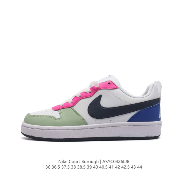 耐克 Nike 男女子运动鞋 Court Borough Low 小空军低帮板鞋。1.其皮革材质的鞋面结合网眼鞋舌，在出众外观与质感的同时提供稳固支撑，并且提升