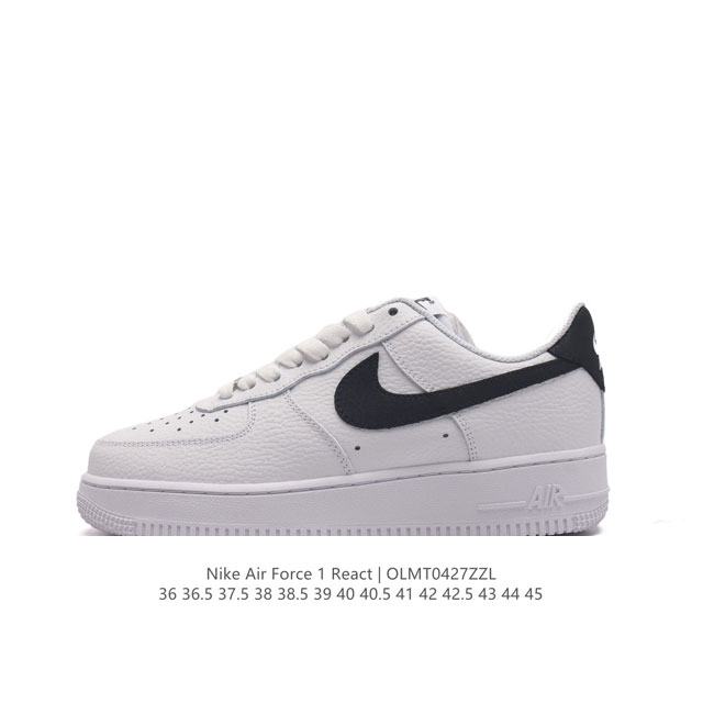 耐克 Nike Air Force 1 '07 Low 空军一号含气垫 低帮百搭厚底增高休闲运动板鞋。柔软、弹性十足的缓震性能和出色的中底设计，横跨复古与现代的