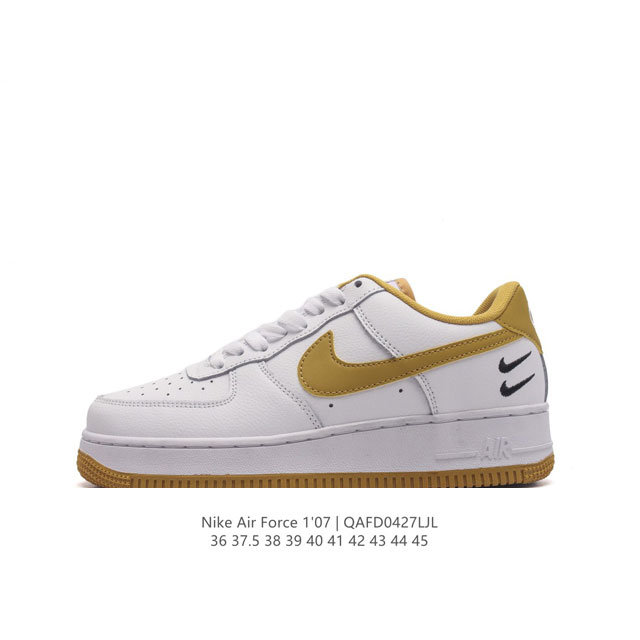 耐克 Nike Air Force 1 '07 Low 空军一号含气垫 低帮百搭厚底增高休闲运动板鞋。柔软、弹性十足的缓震性能和出色的中底设计，横跨复古与现代的