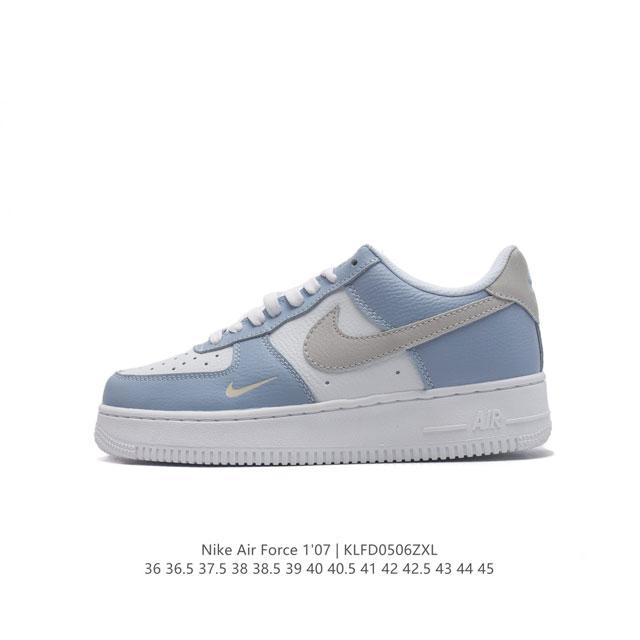 耐克 Nike Air Force 1 '07 Low 空军一号含气垫 低帮百搭厚底增高休闲运动板鞋。柔软、弹性十足的缓震性能和出色的中底设计，横跨复古与现代的