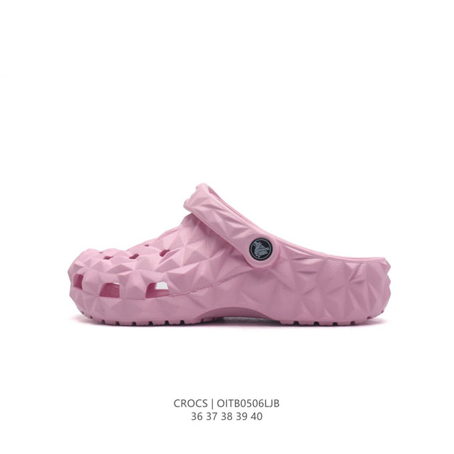 Crocs 沙滩洞洞鞋 女休闲厚底增高凉拖鞋 卡骆驰杨幂同款 厚底增高凸显大长腿沙滩鞋 选择尺码时 建议选大一码 脚感更舒适 这款没有鞋盒 类型：女鞋 尺码：3