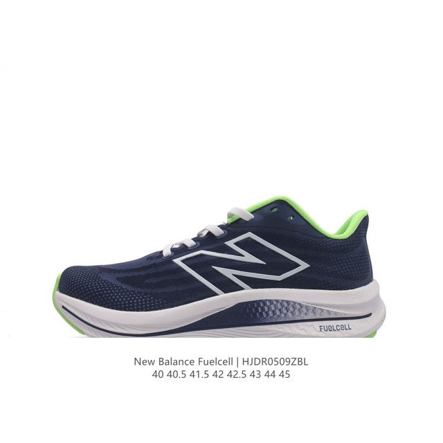 新百伦 New Balance Nb 男女鞋rc Elite系列mrcxca3马拉松专业竞速碳板跑步鞋。搭载全新升级的全脚掌，Fuelcell科技中底，其优秀的