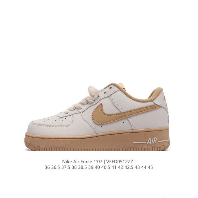 耐克 Nike Air Force 1 '07 Low 空军一号含气垫 低帮百搭厚底增高休闲运动板鞋。柔软、弹性十足的缓震性能和出色的中底设计，横跨复古与现代的