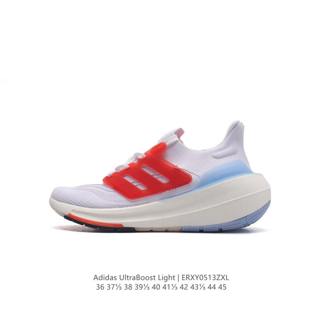 阿迪达斯 .老爹鞋 全新adidas Ultra Light Boost 系列超轻升级，10周年新一代缓震运动跑鞋。在阿迪达斯boost跑鞋面世十周年之际，阿迪