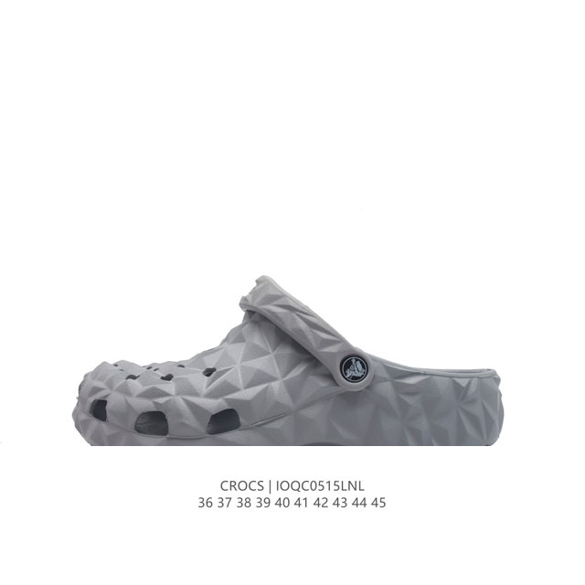 Crocs 沙滩洞洞鞋 男女休闲厚底增高凉拖鞋 卡骆驰杨幂同款 厚底增高凸显大长腿沙滩鞋 选择尺码时 建议选大一码 脚感更舒适 这款没有鞋盒 类型：男女鞋 尺码