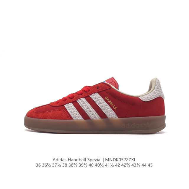 真标 阿迪达斯 Adidas Handball Spezial 三叶草学院风复古休闲板鞋 德训鞋 橡胶底柔软皮革经典运动鞋板鞋。圆头、缝合拼接设计、正面绑带、鞋