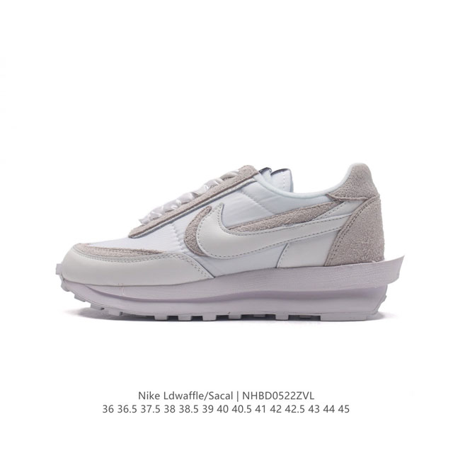 耐克 Nike 耐克双勾swoosh跑鞋 厚底增高运动鞋。Sacai X Nike Ldwaffle 慢跑鞋 Sacai 将 Nike 经典鞋款 Waffle