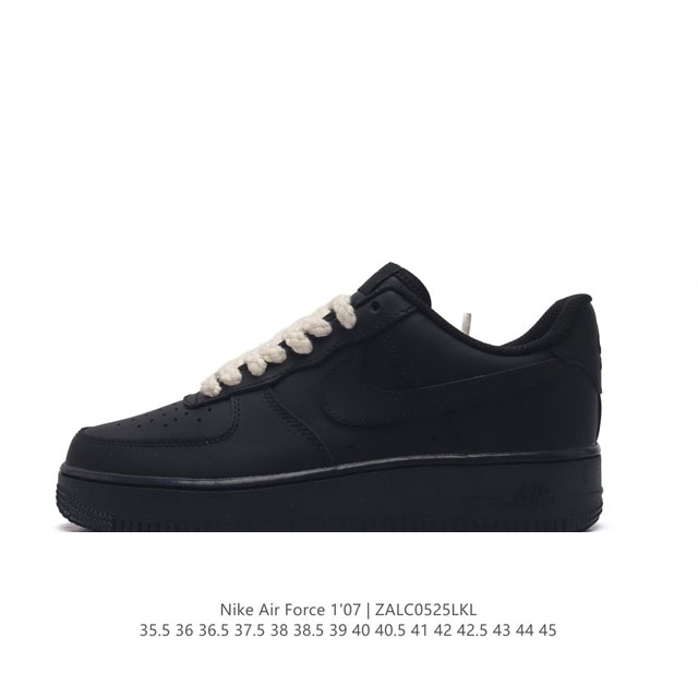 耐克 Nike Air Force 1 '07 Low 空军一号含气垫 低帮百搭厚底增高休闲运动板鞋。柔软、弹性十足的缓震性能和出色的中底设计，横跨复古与现代的