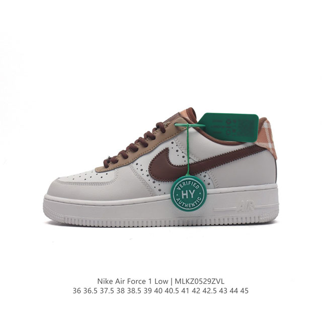 耐克 Nike Air Force 1 '07 Low 空军一号含气垫 低帮百搭厚底增高休闲运动板鞋。柔软、弹性十足的缓震性能和出色的中底设计，横跨复古与现代的