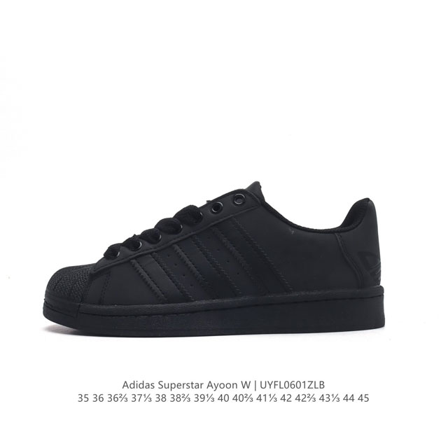 阿迪达斯 Adidas Superstar Ayoon W 三叶草运动鞋经典贝壳头板鞋 时尚女鞋 。真皮鞋面材质 标志性的贝壳鞋头，锯齿三条纹，简约的线条。就连