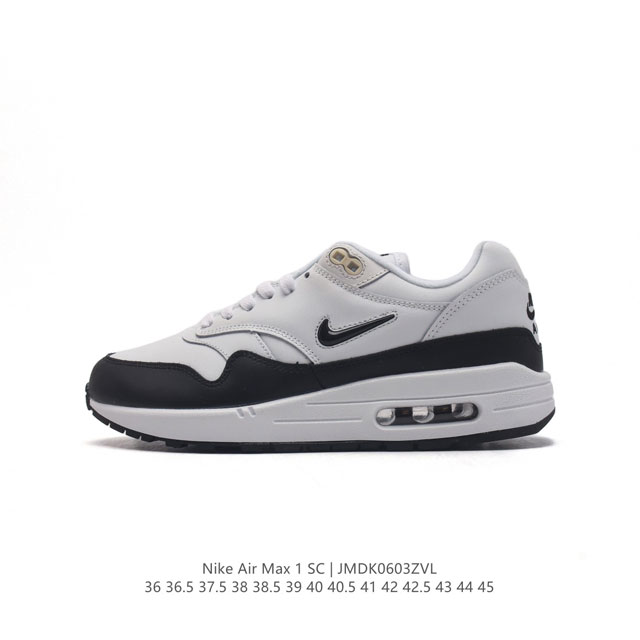 真标 耐克 Nike Air Max 1 男女子运动鞋 从法国建筑中汲取设计灵感，兼具运动风范和时尚格调，是此系列起初搭载 Air 的鞋款。疾速外观、经典缓震配