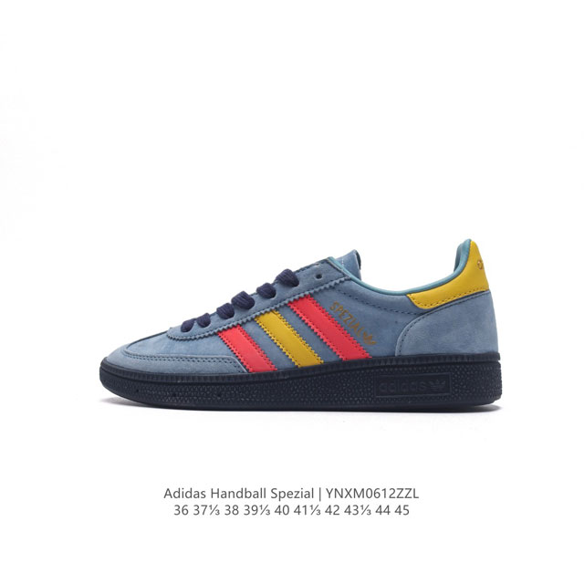 阿迪达斯 Adidas Handball Spezial 三叶草学院风复古休闲板鞋 德训鞋 橡胶底柔软皮革经典运动鞋板鞋。圆头、缝合拼接设计、正面绑带、鞋舌部位