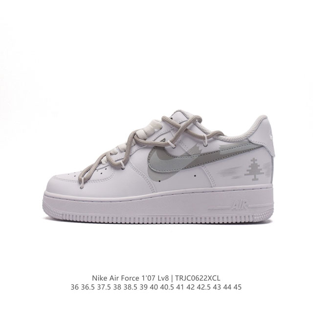 耐克 Nike Air Force 1 '07 空军一号 AF1 解构绑带 双鞋带 男女子运动鞋复古篮球鞋。巧妙结合复古美学和新潮魅力，旨在致敬 40 年来风靡