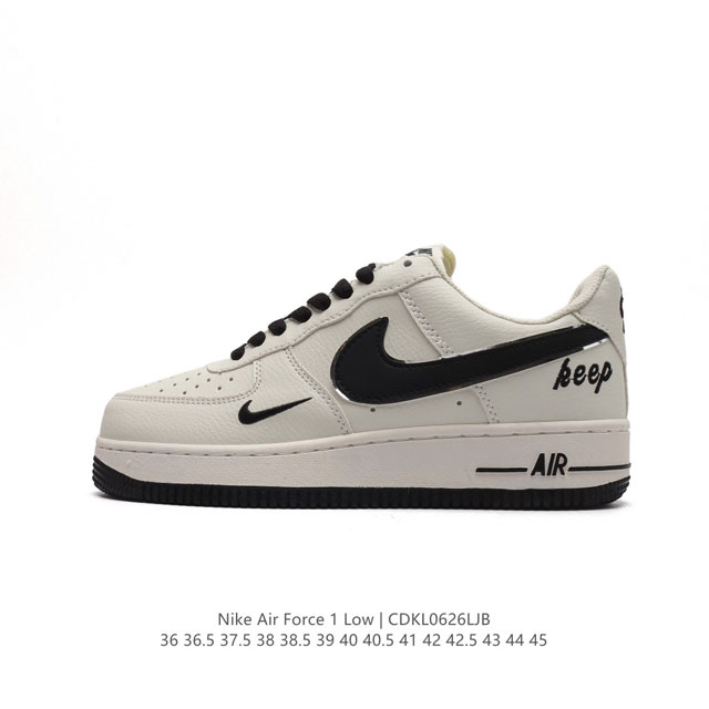 耐克 Nike Air Force 1 '07 Low 空军一号含气垫 低帮百搭厚底增高休闲运动板鞋。柔软、弹性十足的缓震性能和出色的中底设计，横跨复古与现代的