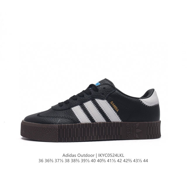 阿迪达斯 Adidas 三叶草 Outdoor 经典三条杠复古休闲运动板鞋春夏时尚简约小白鞋男女鞋情侣鞋 类型：男女鞋 货号：AQ1134 码数：36 36 3 - 点击图像关闭