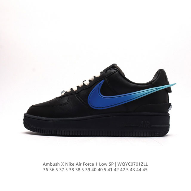 头层皮 耐克 空军一号 AF1 低帮休闲板鞋 Ambush x Nk Air Force 1'07 Low SP 空军一号联名标志性的Swoosh延伸至鞋跟之外