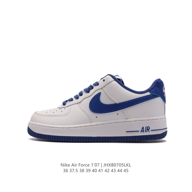 耐克 Nike Air Force 1 '07 Low 空军一号含气垫 低帮百搭厚底增高休闲运动板鞋。柔软、弹性十足的缓震性能和出色的中底设计，横跨复古与现代的